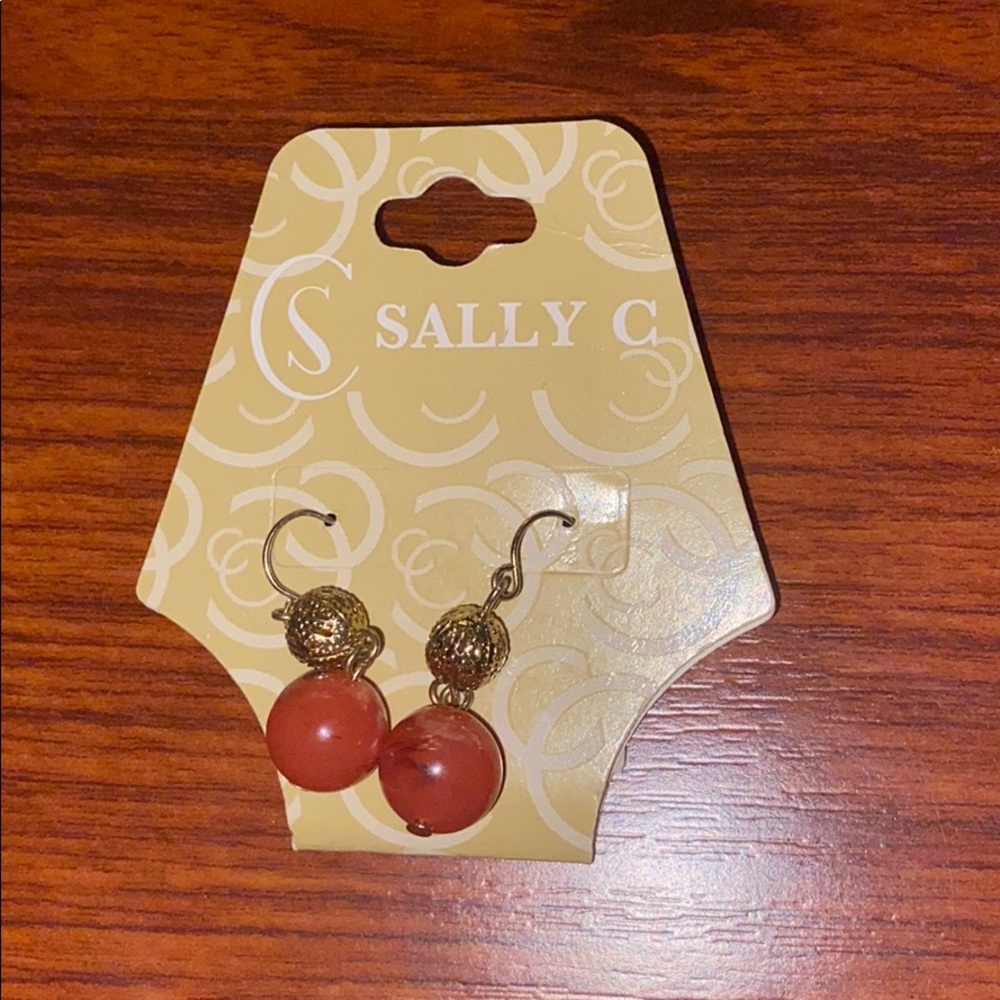 Sally C Coral Earrings💕